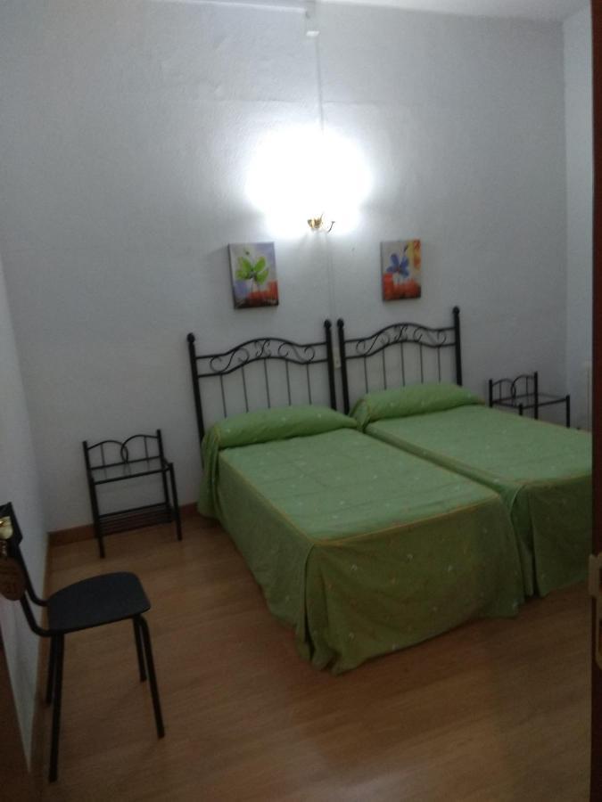 Pension Carretero Caceres Ngoại thất bức ảnh