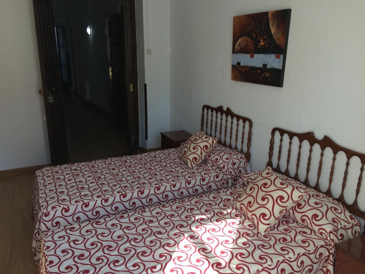 Pension Carretero Caceres Ngoại thất bức ảnh
