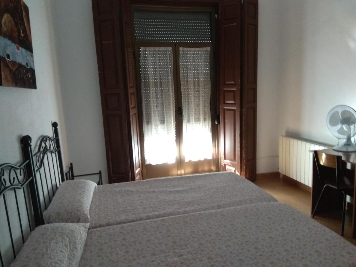 Pension Carretero Caceres Ngoại thất bức ảnh