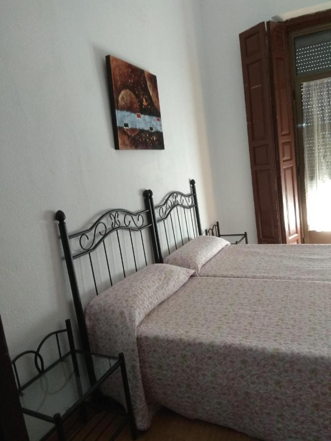 Pension Carretero Caceres Ngoại thất bức ảnh