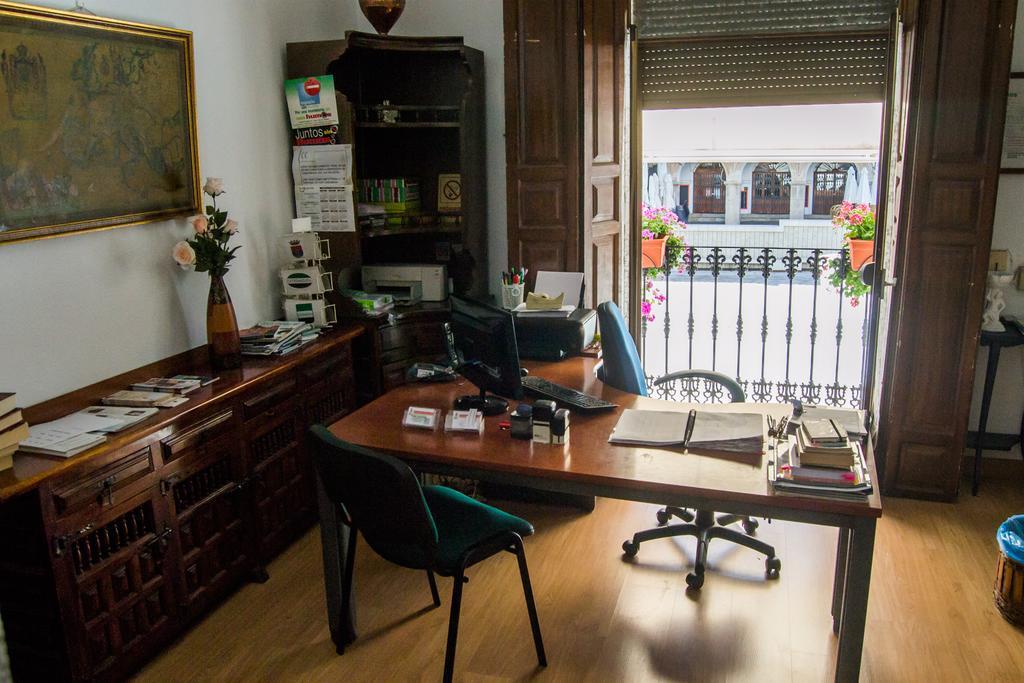 Pension Carretero Caceres Ngoại thất bức ảnh